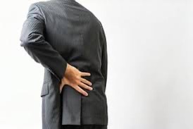 長年腰痛とむくみの因果関係