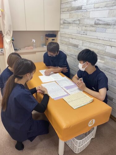 朝のミーティング